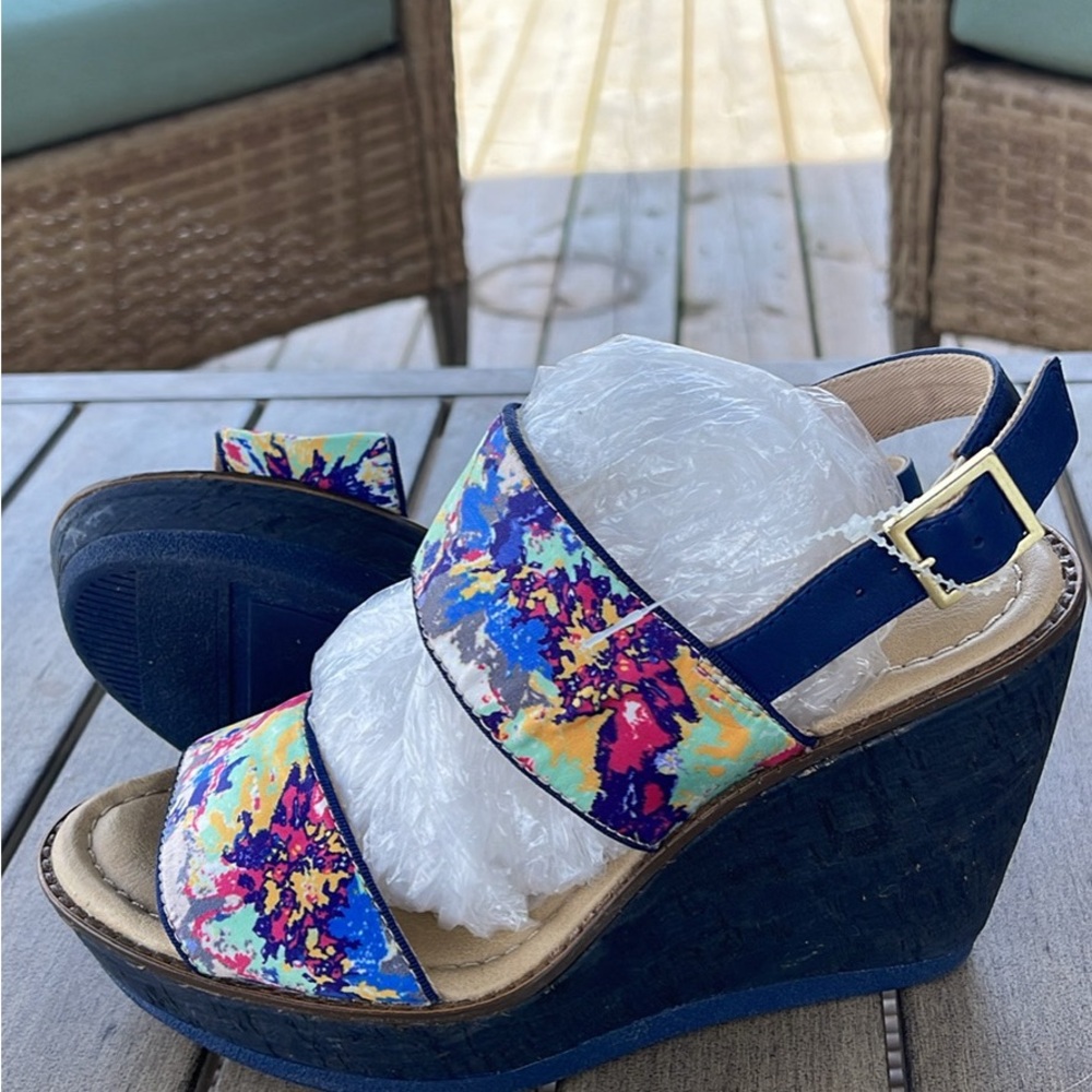 Colorful Wedge Sandals Hush Puppy New 7.5